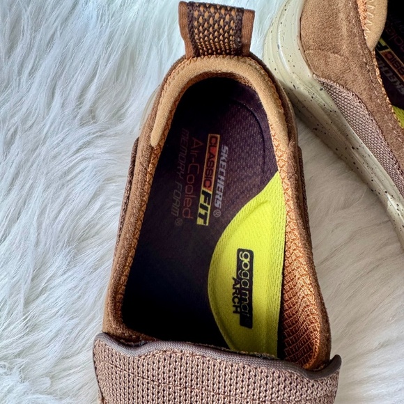 NWOB Skechers Proven–Renco Men’s Slip-On Shoes Brown Canvas & Suede Size‎ 8.5 main image 6